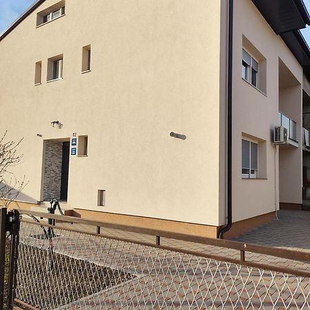 Happy Apartment Karlovac Εξωτερικό φωτογραφία